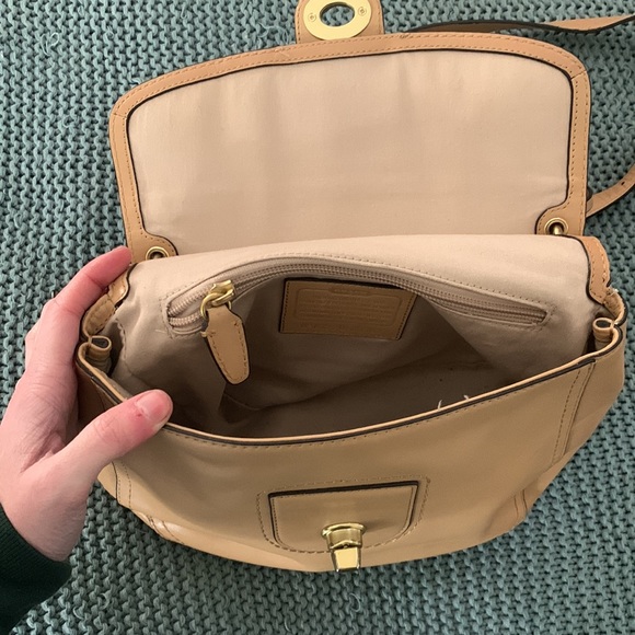 Coach Satchel Purse 😍 - Picture 7 of 10